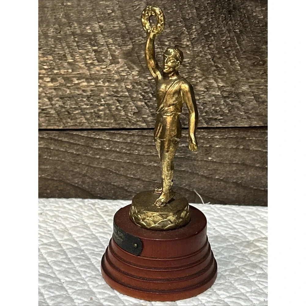 DODGE TROPHY / TROPHIES  6